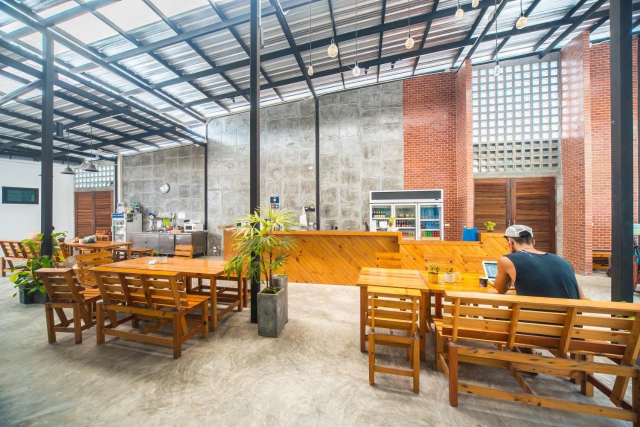 Chillhub Hostel Phuket Παραλία Μπανγκ Ταο Εξωτερικό φωτογραφία